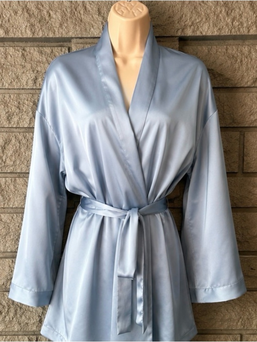 Victoria Secret, One Size, Something Blue Satin Robe
